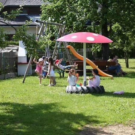 Kanzlerhof Бад Митерндорф Екстериор снимка