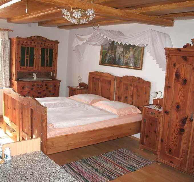 Kanzlerhof Бад Митерндорф Екстериор снимка