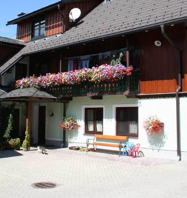 Kanzlerhof Бад Митерндорф Екстериор снимка